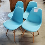 4 Robin's Egg Blue Retro Design Molded Plastic Shell Dining/ Accent Chairs with Wood and Wire Rod