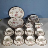Wedgwood Swallow Bone China Dinner Ware Service for 8