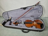 Contemporary Cremona Violin in Padded Carrying Case