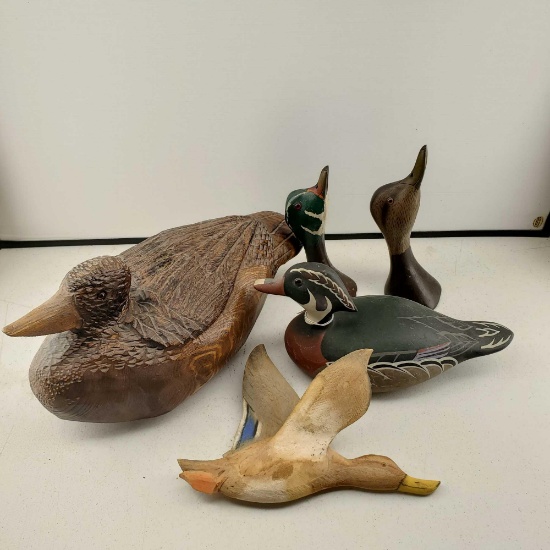 Hornick Brothers Stoney Point Mallard Decoy Signed Raymond Hornick 1979, And Other Carvings