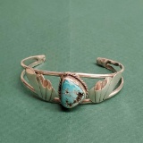 Vintage Pawn Sterling Silver & Turquoise Un-Signed Navajo Native American Cuff Bracelet