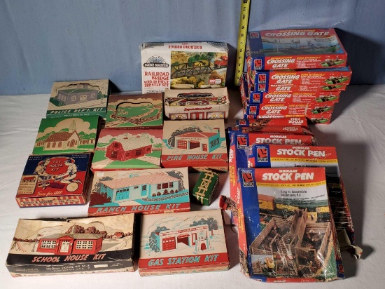 11 Vintage Plasticville Houses in Original Retro Graphics Box and Lots More