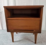 Mid Century Single Drawer End Table
