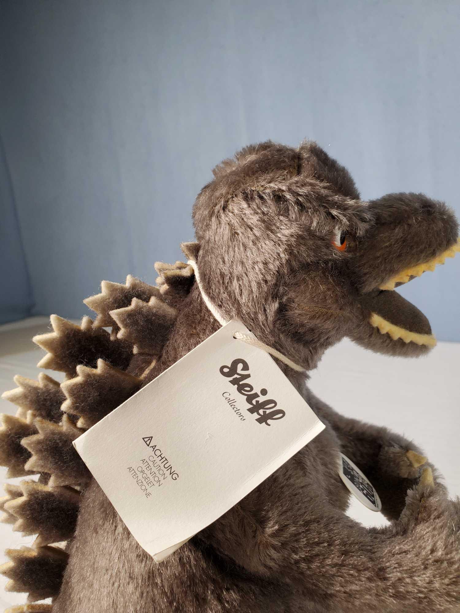 Steiff Godzilla 60th Anniversary 1954-2014 | Proxibid