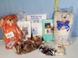 Steiff Festival Limited Edition Bears (Pappey, Mommey and Candey), 2 Minis and 2 Books