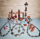 Collection of Vintage Native American Souvenir & Jewelry