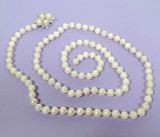 Vintage Adjustable Pearl Necklace with 14k Gold Claps