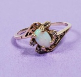 14k Gold Opal & Diamond Vintage Ring