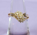 Petit Diamond Cluster Ring Set in 14k Gold