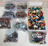 Collection Miniature Mega Bloks incl. Dungeon & Dragons, Harry Potter, & More