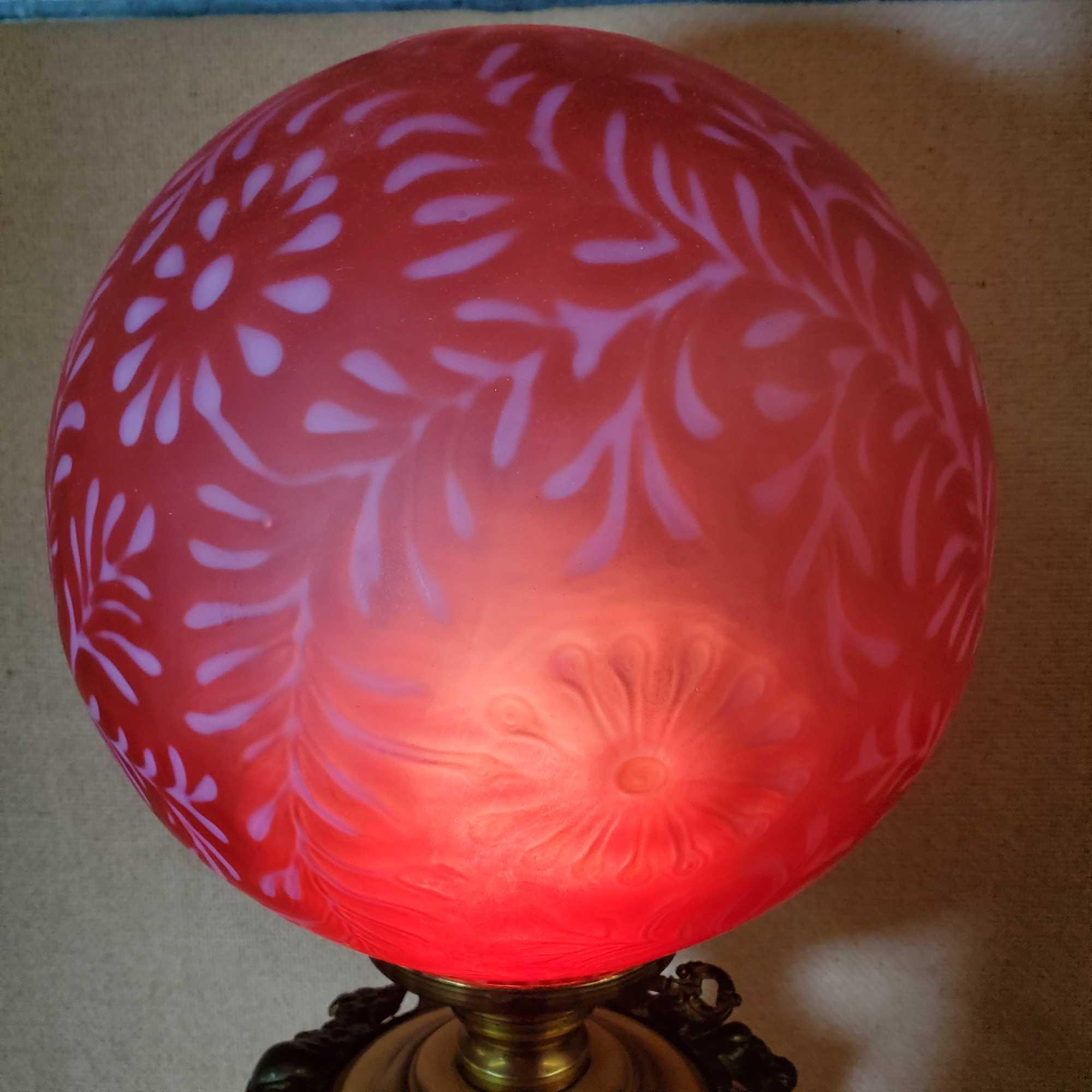 Fenton for L.G. Wright Daisy and Fern Cranberry | Proxibid