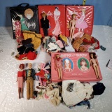 4 Vintage Barbie Cases with 7 Vintage Dolls and Lots of Doll Clothes and Accessories