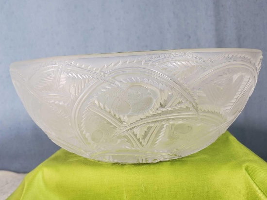Signed French Lalique Pinson Bird Bowl