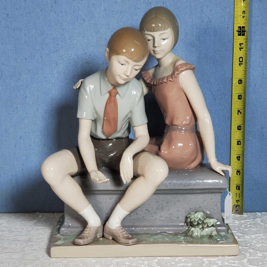 13" Lladro Boy and Girl on Bench Porcelain Figure