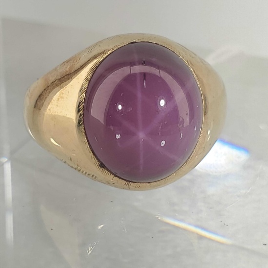 14K Yellow Gold And Purple Star Sapphire Ring