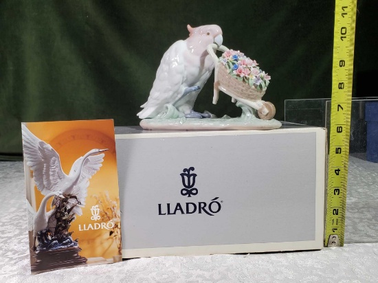 LLadro 6517 How Skillful! Porcelain Cockatoo Figurine with Original Box