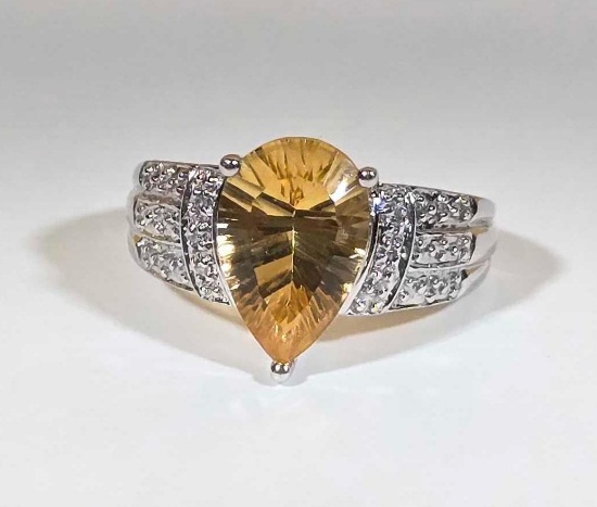 14k Gold Ring with Pear Shaped Citrine