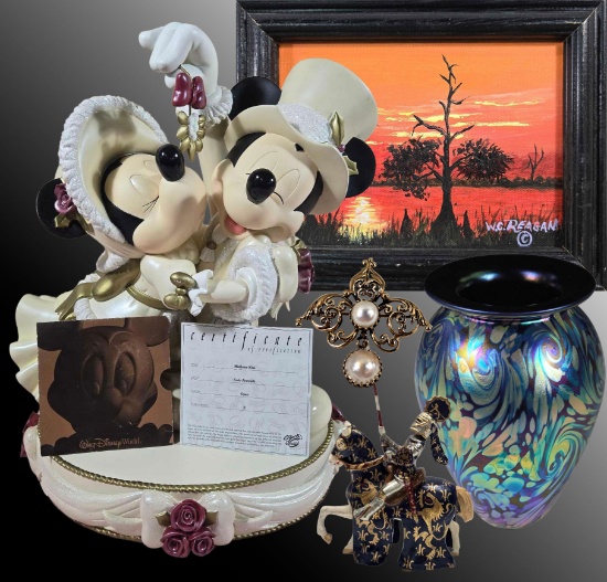 Granny's December 2025 Antique & Vintage Auction