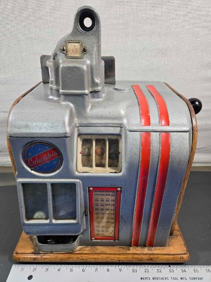 Working Columbia "Bell" Slot Machine By Groetchen Tool & Mfg Co. 1930- 40's