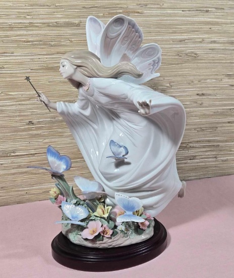 Lladro Fairy of The Butterflies Porcelain Figurine #1850 with Box