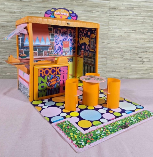 Rare 1970 Barbie "Cafe Today" with Accessories #4983 Mod Playset