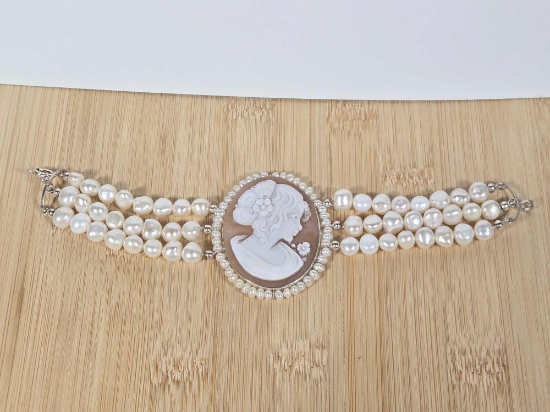 Lovely Nwot Amedeo NYC Signed Cameo Cultured Pearl Sterling Silver Bracelet