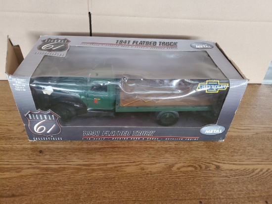 Oliver 1941 Flatbed Truck