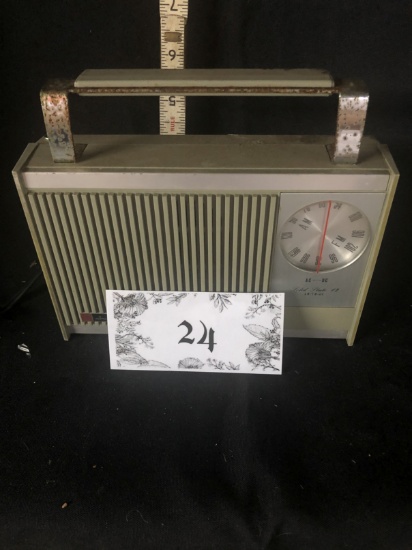 old radio, Julietta, no cord, working condition unknown