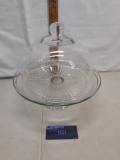 Cake plate on pedestal with dome