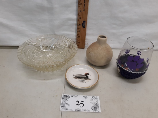 glass bowl, ceramic bud vase, etc