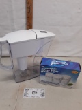 Brita water pitcher with filter and replacement