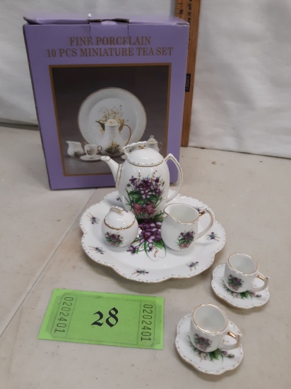 Fine Porcelain 10 pcs Miniature Tea Set, Violets