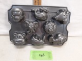 Nordic Ware cupcake pan, Zoo Friends