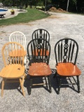 Lot of (5) Dining/Kitchen Table Chairs