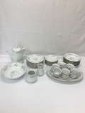 Crown Ming Fine China Set