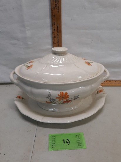 ceramic soup tureen and tray