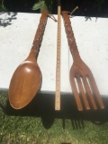 Vintage Wooden Fork and Spoon Wall Hanging Décor Pieces