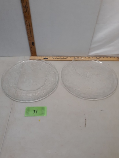 2 Glass Christmas Serving Trays