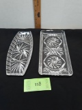 2 glass serving dishes