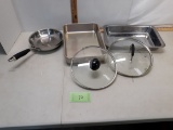 Kitchen Lot, misc pans, lids