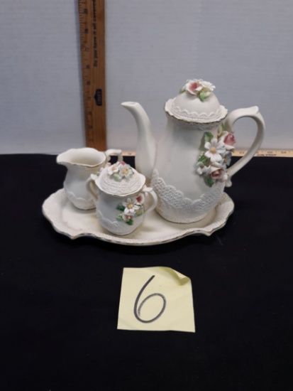 Ceramic Teapot w/sugar and creamer set with Roses