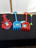 4 pc child water toys