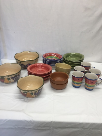 Box Lot/Serving Bowls/Nesting Mixing Bowls, ETC.