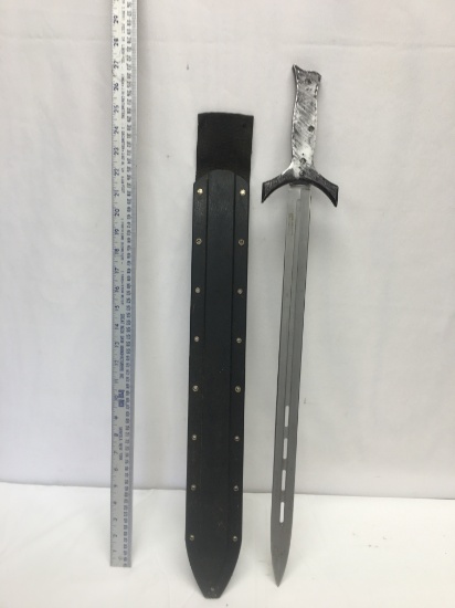 Approx 27 Inch Sword with Sheath/Tom Anderson