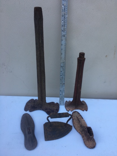 Box Lot of Cast Iron Pieces/Iron has a #6 on it