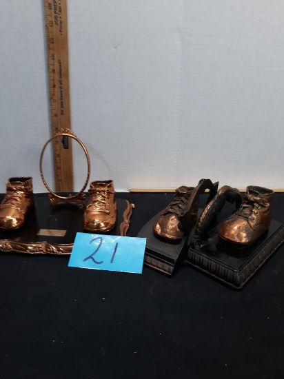 Bronze Pair of Baby Shoes w/frame, pair of bronze baby shoes book ends