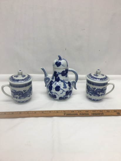 Tea Pot & 2 Lidded Cups