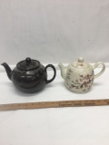 (2) Tea Pots/Lily Creek & England