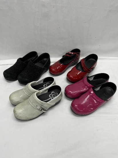 (4) Pair of Womens Shoes/Size 38 (Dansco and Sanita