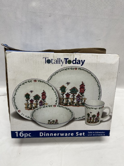 Totally Today 16 Piece Dinnerware Set